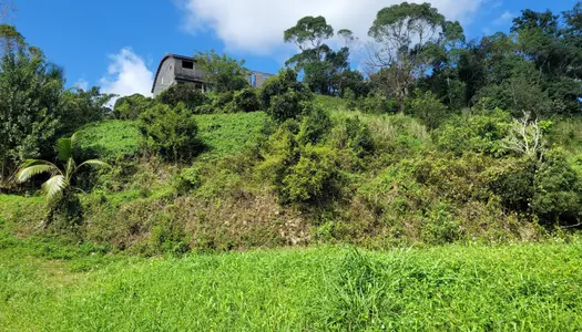 Maison sur les hauteurs de Bazin