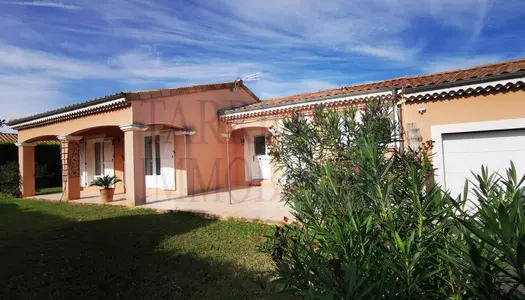 Vente Villa 104 m² à Châteauneuf-du-Rhône 328 000 €
