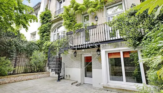 Maison 12 pièces 360 m² 