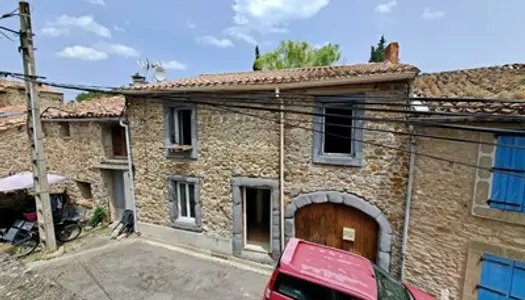 Maison F3 (92 m²) à Caunettes-en-Val proche de LAGRASSE (11) 