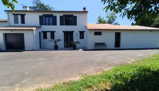 Maison 7 pièces de 220m² 