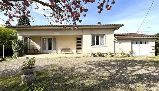 A vendre Maison a Lavardac 4 pieces 96 m2 avec garage et parc de plus de 1000m2