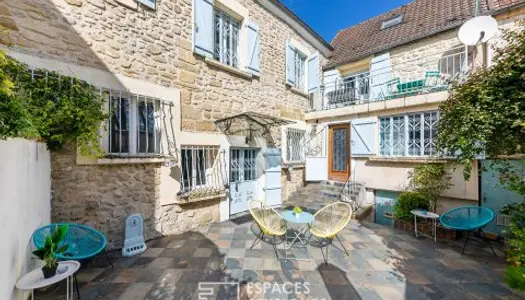 Maison de ville de 175 m2 en plein coeur du village