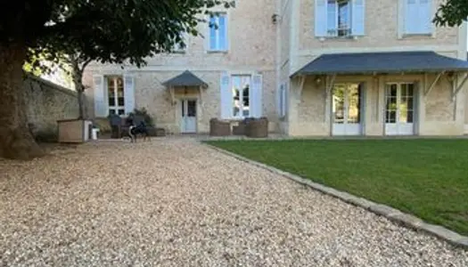 Maison 6 pièces 307 m²