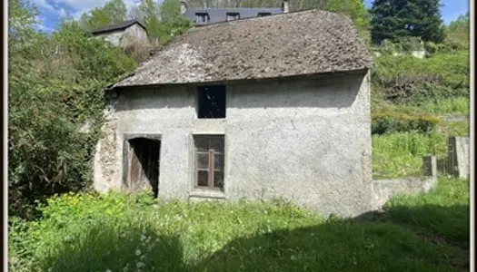 Dpt Hautes Pyrénées (65), à vendre LES ANGLES maison P1 de 50 m² - Terrain de 609,00 m² - Plain