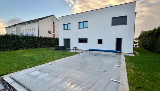 Maison 10 pièces 185 m²