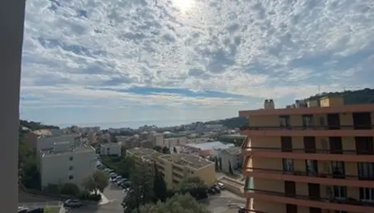 T1 vue mer sur les hauteurs de Bastia 