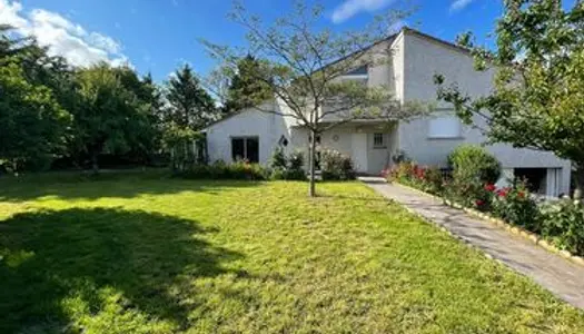 Villa 7 pièces 164 m² 