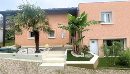 Villa 5 pièces 176 m² 