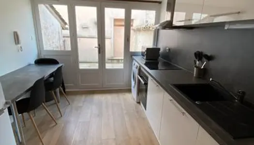 Appartement meublé avec terrasse 