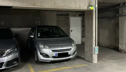 Parking - Garage Location Les Lilas   90€