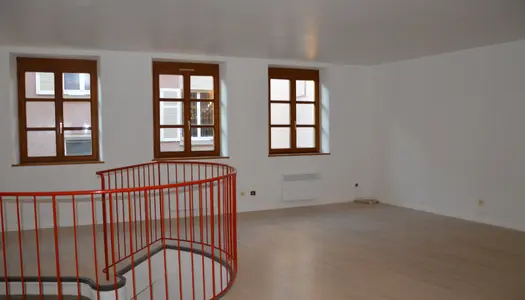 Appartement 1 pièce 56 m² 