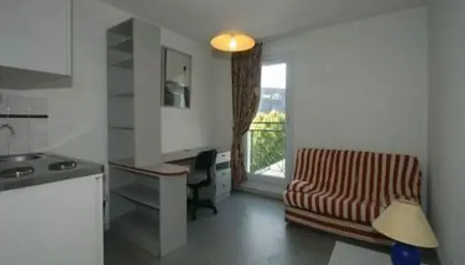 Location studio - 18m2 - rue Fouré 