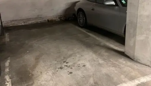 Parking souterrain Turenne 