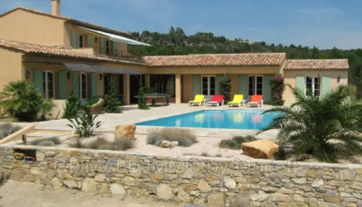 belle villa avec piscine et appartement indépendant 