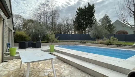 Maison Contemporaine 180 m²- PISCINE- DOUBLE GARAGE-JARDIN