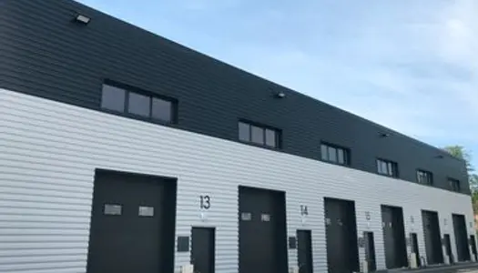 Locaux d'activité à partir de 120 m² à Corbeil-Essonnes (91)