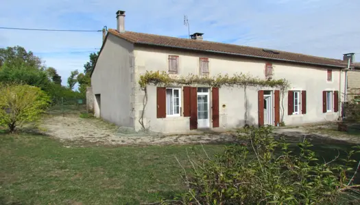 Vente Maison de village 157 m² à Paizay-Naudouin-Embourie 190 800 €
