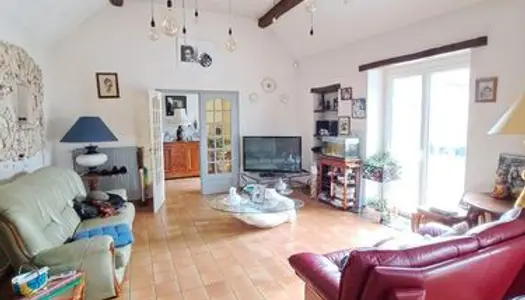 Propriété 8 pièces 260 m² 