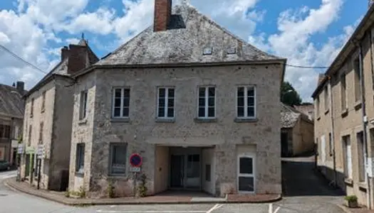 Maison de Bourg à Saint-Vaury 