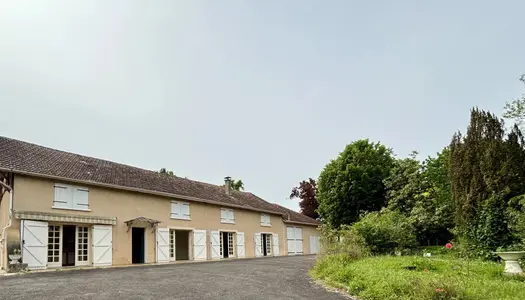 MAISON DE PLAIN-PIED - 3 CHAMBRES SUR TERRAIN CLOS DE 4 700 M² 