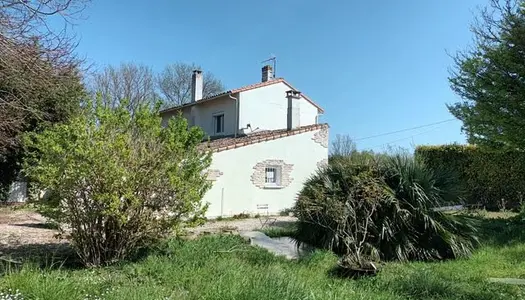 Maison 6 pièces 213 m² 