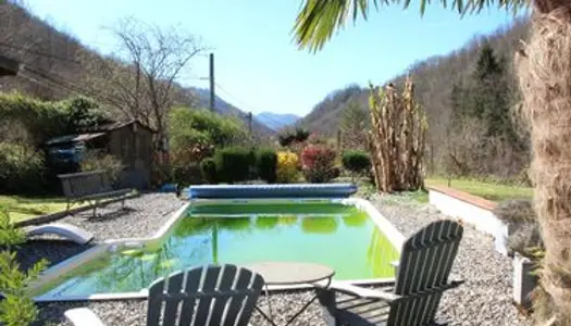 Belle maison de village toute rénovée avec piscine et jardin