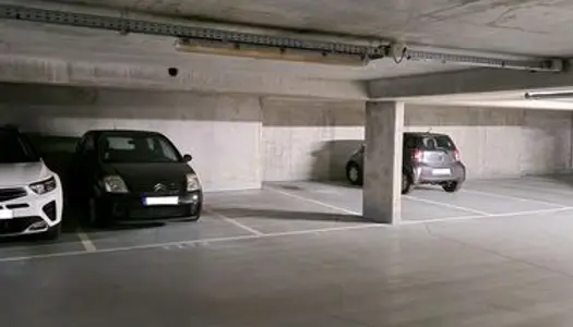 Place de parking - Châtillon 