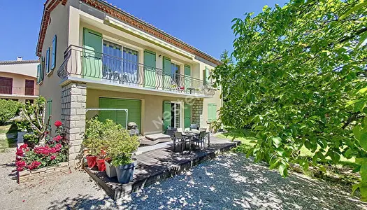 A vendre maison 3 chambres de 114 m2 avec jardin de 800 m2 a Sisteron 