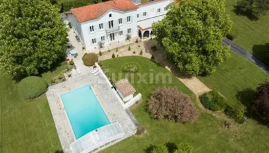 Haute Garonne - Maison de Maitre du 19ème siècle - Piscine sur 