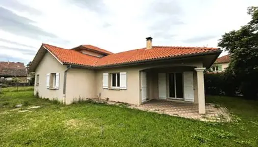 Vends maison T5 - 132m² - sur son terrain de 500m² à Chozéau Nord Isère près de Crémieu 