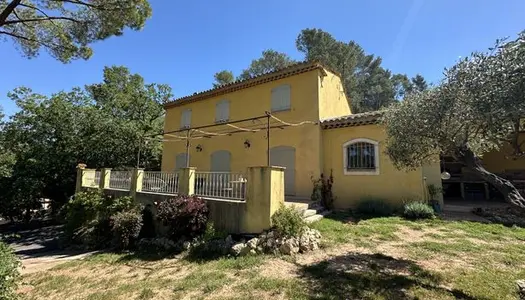 Maison 6 pièces 250 m² 