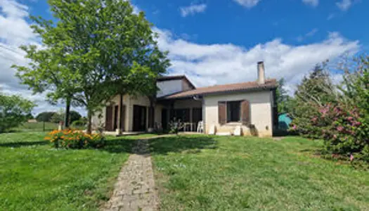 Maison plain-pied de 4 chambres proche Meilhan sur Garonne 