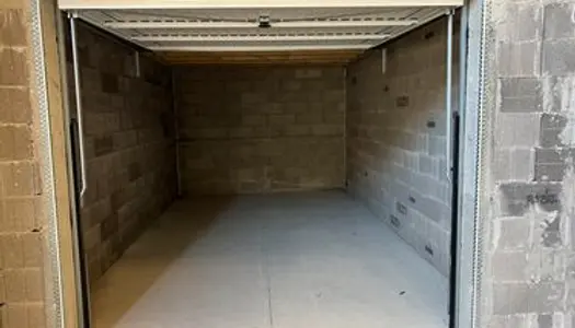 Garages / Boxs