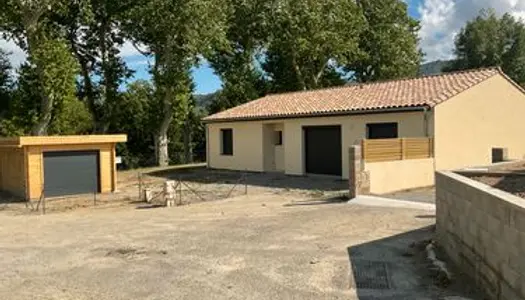 MAISON NEUVE DE PLAIN PIED AVEC GARAGE - TERRAIN (Prévoir travaux de finition: revêtement sol, 