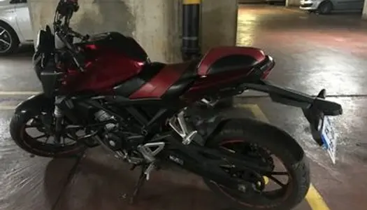 Parking 2 roues moto scooter métro Crimée 127 Av de Flandre, à côté du magasin ACTION 