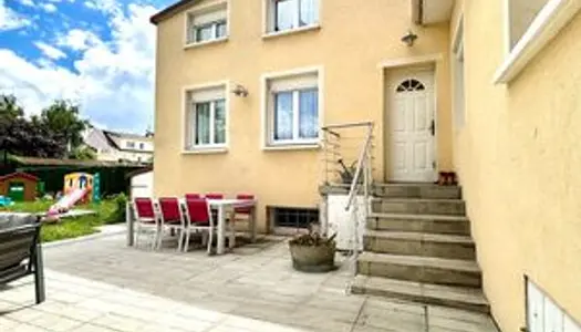 Maison 9 pièces 163 m² 