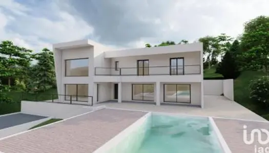 Maison 7 pièces 270 m² 