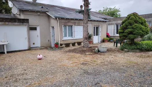 Dpt Deux Sèvres (79), à vendre THOUARS maison P4 de 81,4 m² - Terrain de 355,00 m² - Plain pied 