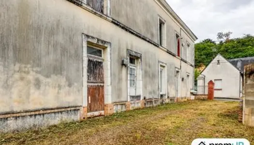 Immeuble de 290 m2 à CHÂTEAU-DU-LOIR 