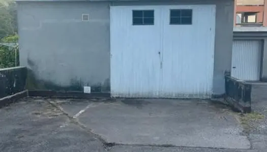 Garage extérieur de 60 m2 à cluses 
