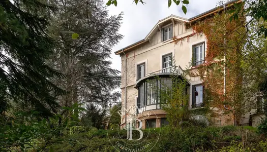 Vente Maison 350 m² à Sainte-Foy-Lès-Lyon 2 100 000 €