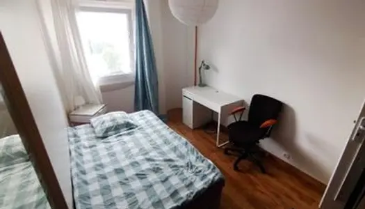 Chambre colocation Homme à Noisy-Champs