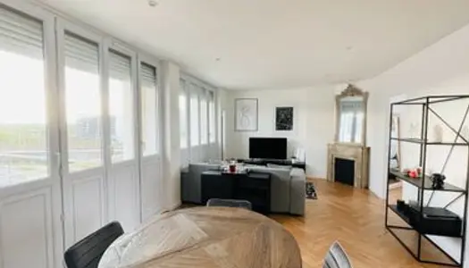 Appartement 3 pièces rénové 1mn de la Gare 