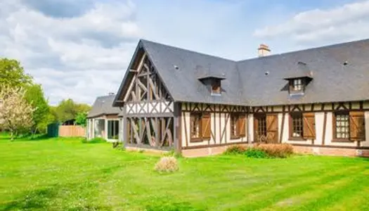 Maison 230 m2 avec piscine chauffée