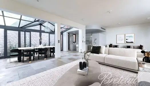 Maison 7 pièces 359 m² 