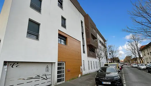 Appartement Vitry Sur Seine - centre-ville - 4 pièces 80 m2 