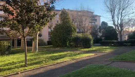 Chambre en colocation à Nîmes