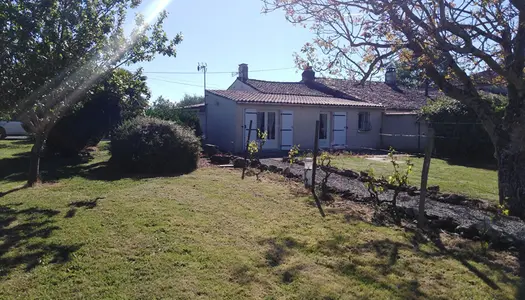 Petite Maison de Villégiature avec grand parc arboré, clos. et magnifique vue 