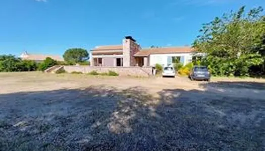 Vente maison sur un grand terrain constructible à Lézignan-la-Cèbe 